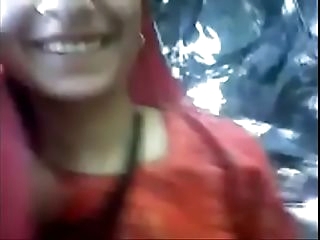 Indian Desi Village Girl Fucked by BF in Jungle Porn Video
